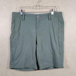 03557 Kuhl olive green Spire Bermuda shorts 12